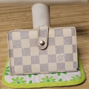 Louis Vuitton Damier Azur Vintage Wallet